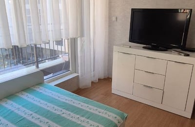 Alquiler de un apartamento acogedor y compacto de dos habitaciones en el barrio de Levski, Varna, Bulgaria